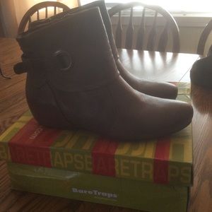 Baretrap ankle boots
